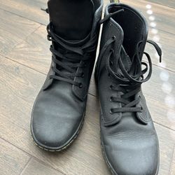 Women’s Dr Marten Boots