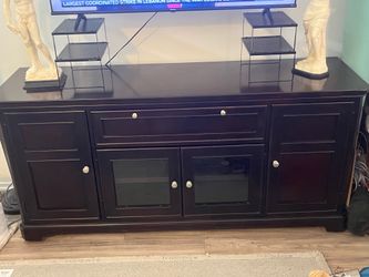 Console /Buffet / Credenza