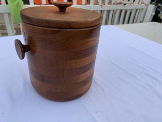 Canister