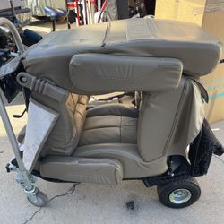 Chevy , GMC interior middle Captains Swivel Seats And Rear Electric Seat Bed, Seat Belts,  Interior ect..