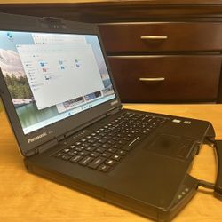 Panasonic Toughbook CF-54 - Rugged Outdoor Display