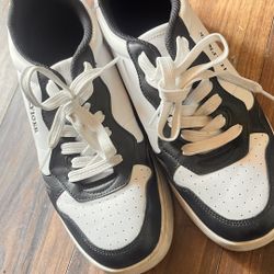 Tommy Hilfiger 8 Tenis Shoe