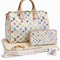 White Bag And Wallet 