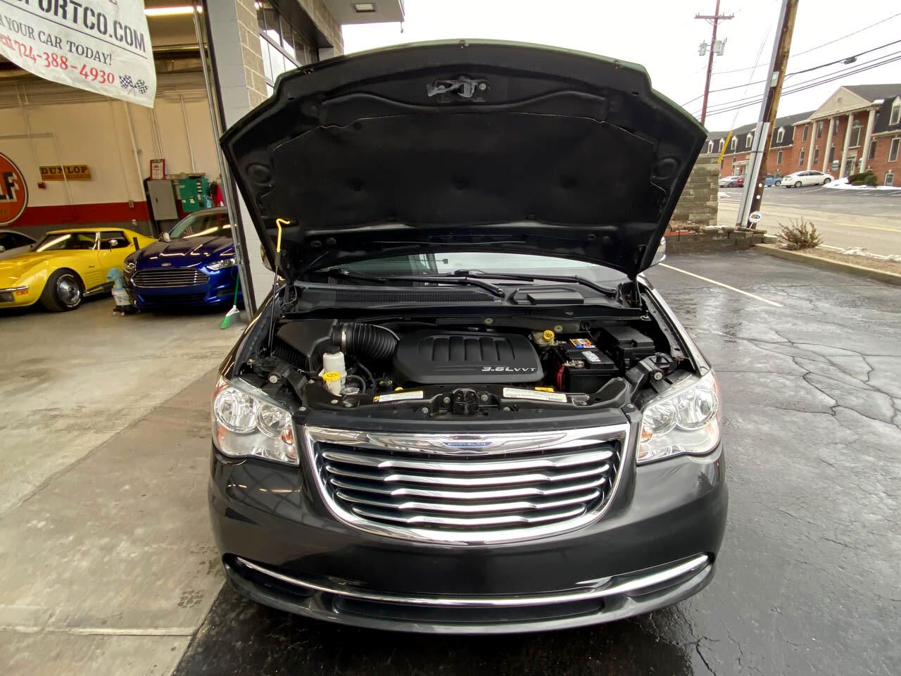 2012 Chrysler Town & Country
