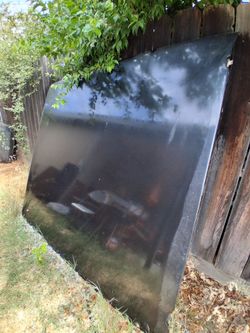 Tunnel cover for a GMC or Chevrolet truck