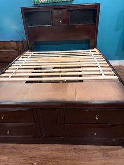 Queen size platform bed