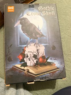 YoLeXi Gothic Crow Skull building block  set