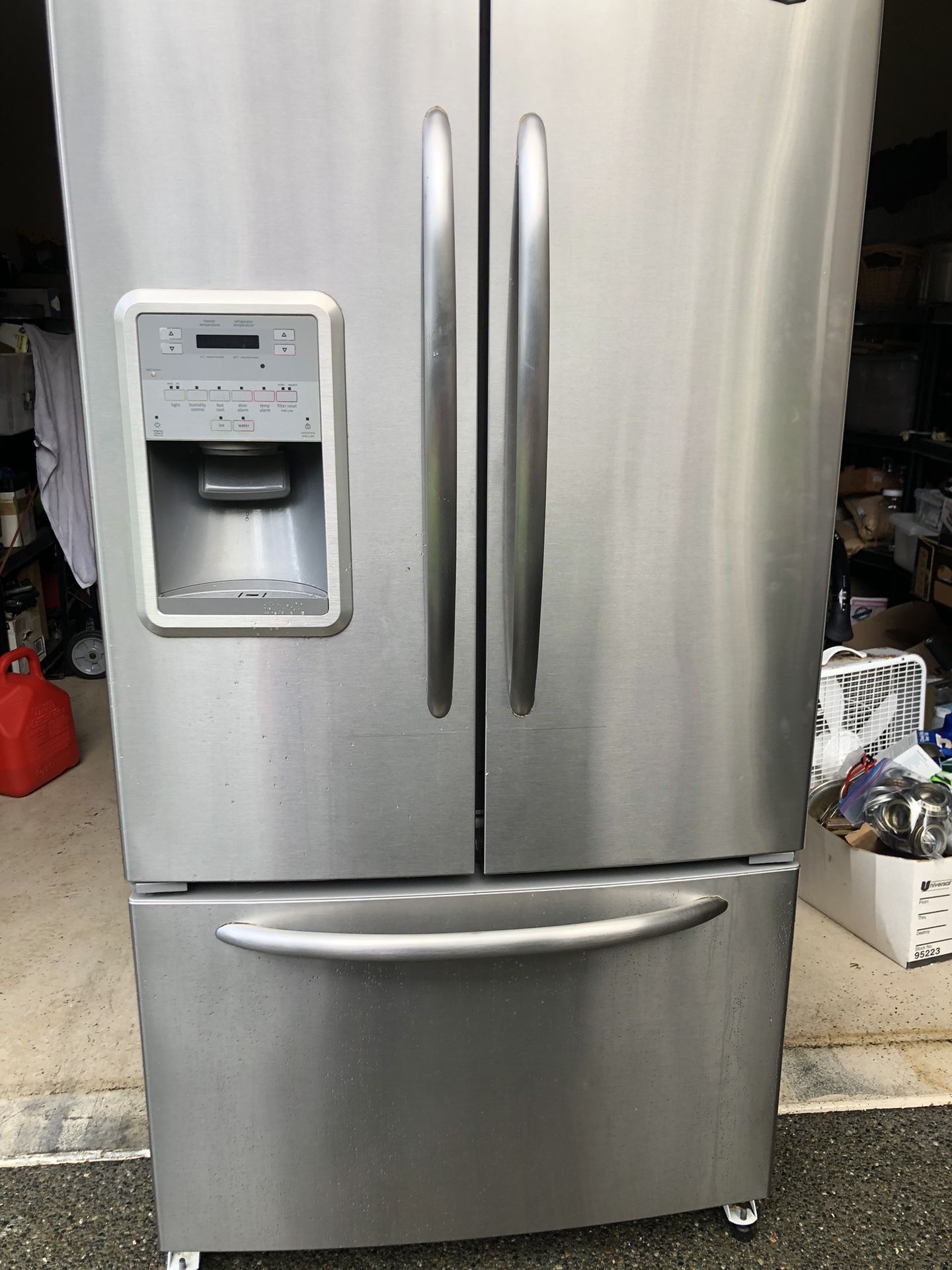 Maytag 25 Cubic Ft Refrigerator for Sale in Rochester, WA OfferUp
