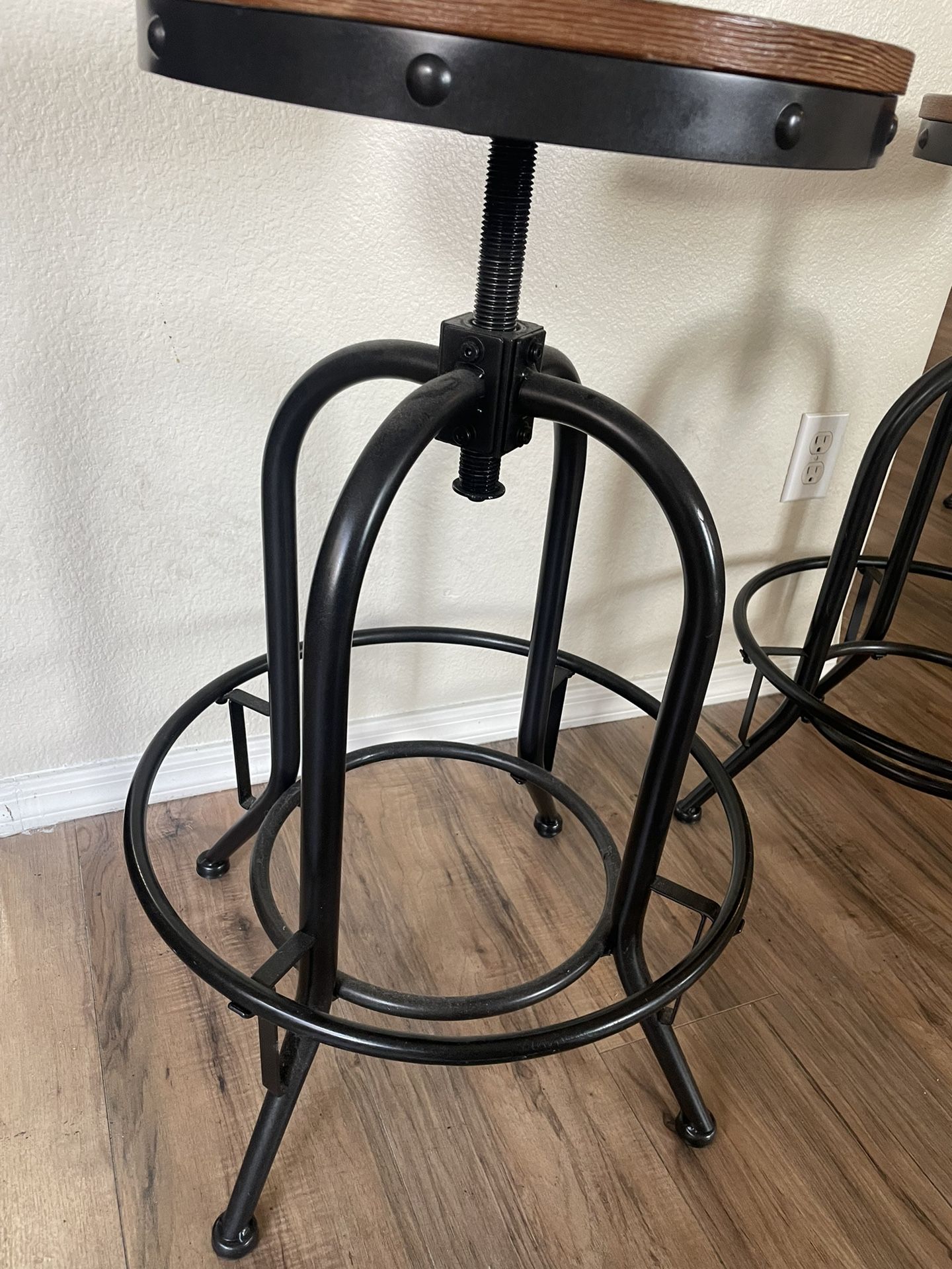 Adjustable Bar Stools for Sale in Glendale, AZ OfferUp