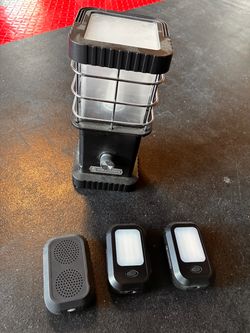 Camping lantern with Bluetooth