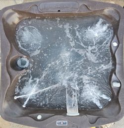 2018 Aquaterra 6-Person hot tub Plug & Play