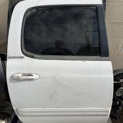2004 Toyota Tundra Rear Door Complete Assembly 