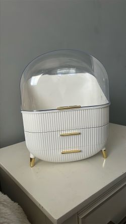 Skin care/ make up storage