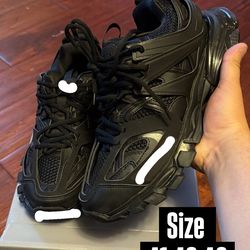 Balenciaga Track Black