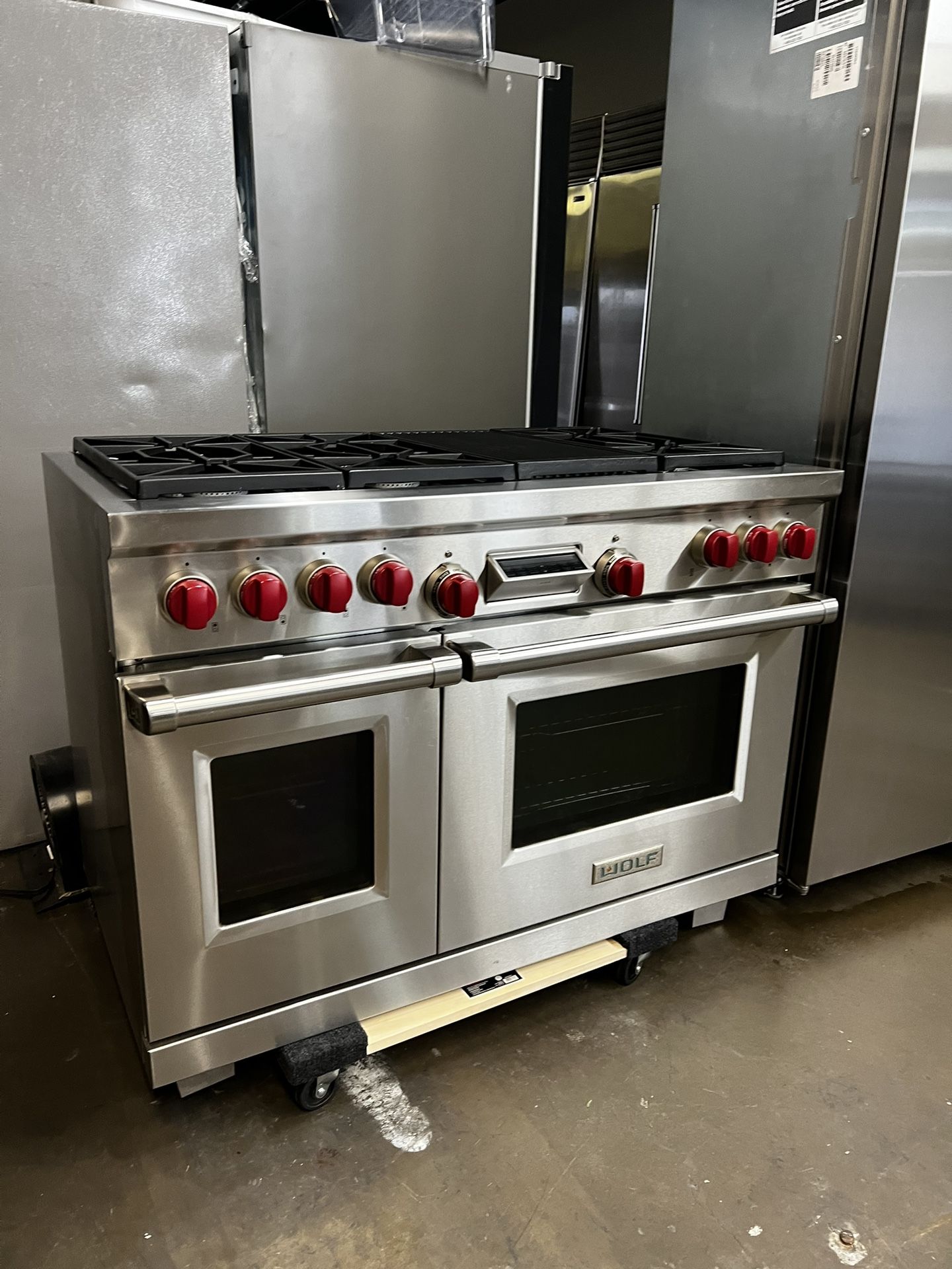 Wolf 48”Wide Dual Fuel Range Stove In Stainless Steel With Grill