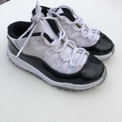 Jordan Retro 11 Concords 