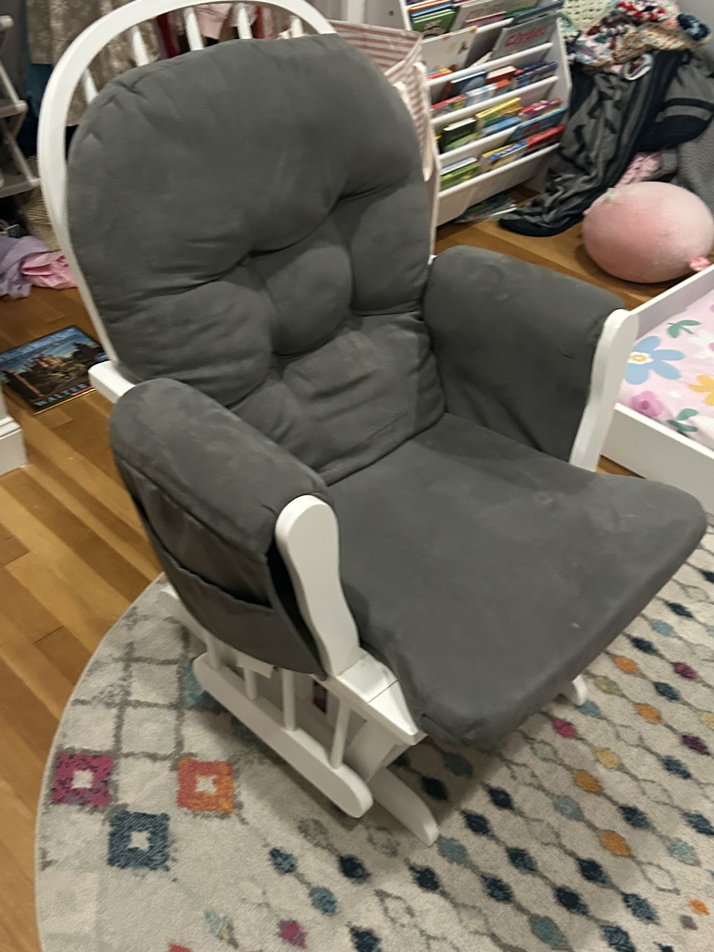 Storkcraft Glider Chair