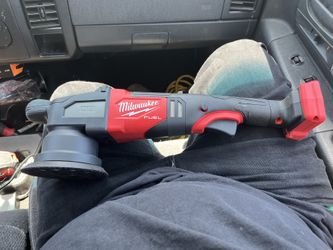 Milwaukee m18 orbital polisher
