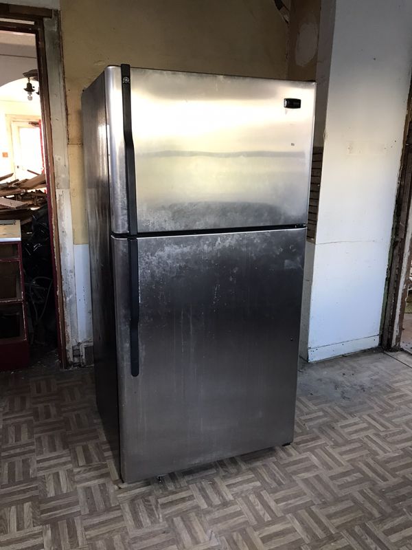 GE Eterna Series Fridge for Sale in Seattle, WA OfferUp