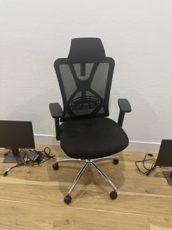 Office Chair – Good Condition – $50