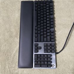 Logitech G513 Carbon 