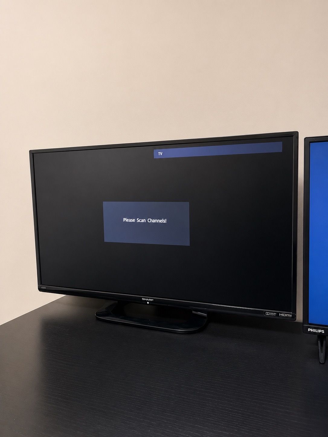 Sharp 32in TV