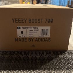 Yeezy Boost 700 V2 Geode