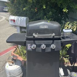 Grill & Gas Tank 