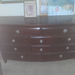 Dresser Whit Mirror 2 Nightstands 