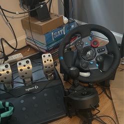 Logitech Racing Wheel, Shift Knob, And Petals 