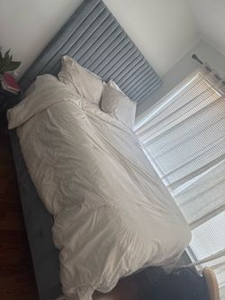 Queen Bed