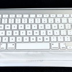 ⌨️ Apple Bluetooth Wireless Keyboard, Model A1314 3rd Gen (new)