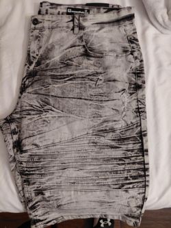 SD Essentials Tie-Dye Shorts size 46