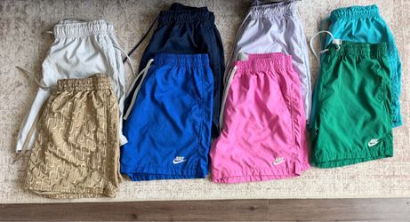 Men’s (M) Nike lot