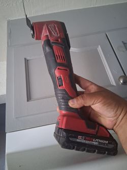 Milwaukee molti tool