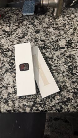 Apple Iwatch se3 + band