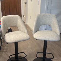 Wayfair Island stools