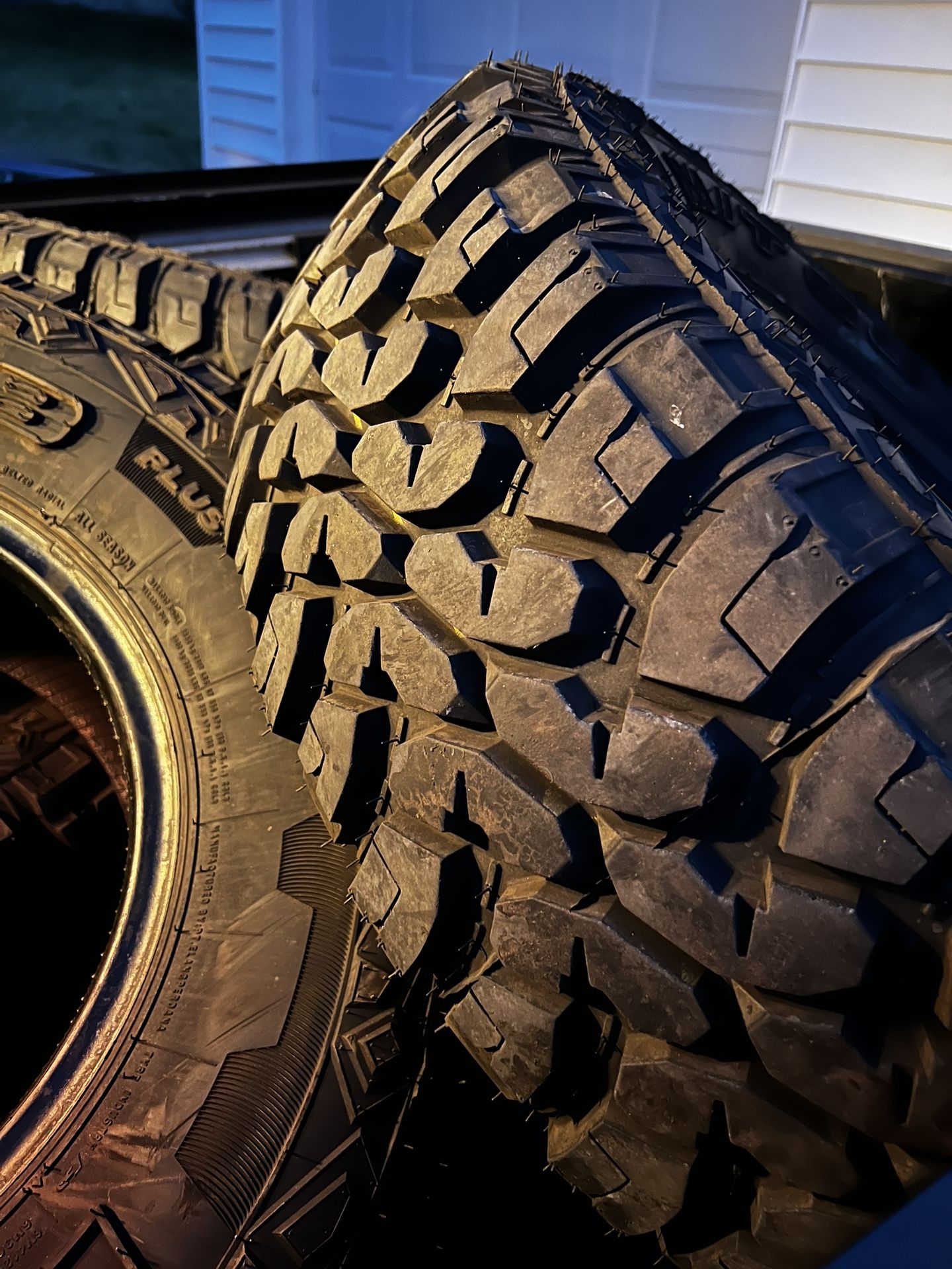 Forceum M/T 08 Plus LT 265/75R16 123/120Q E