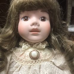 Seymour Mann Vivian Doll