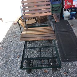 Vintage Folding Captains Chair