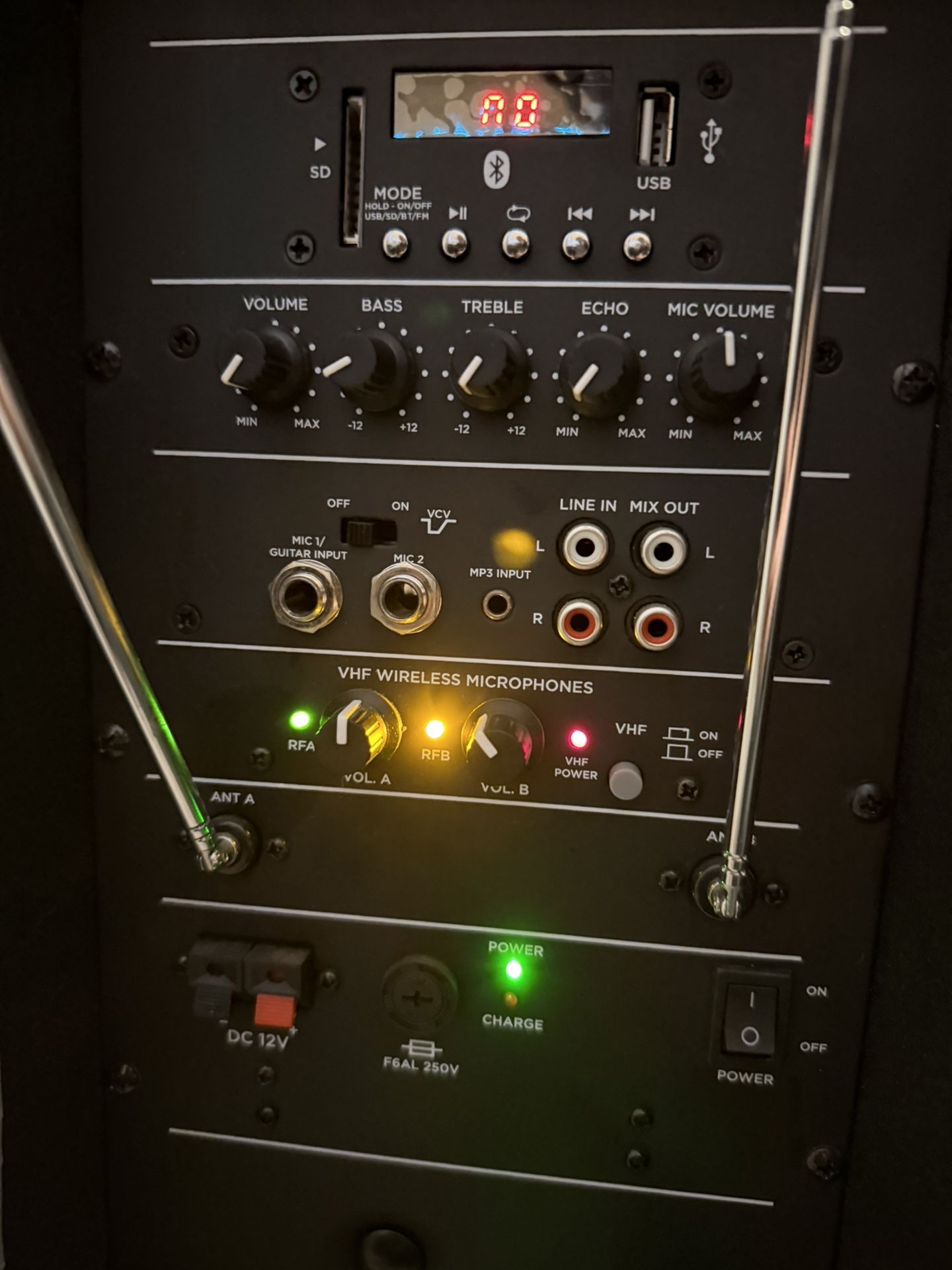 Gemini Karaoke Speaker With Microphones