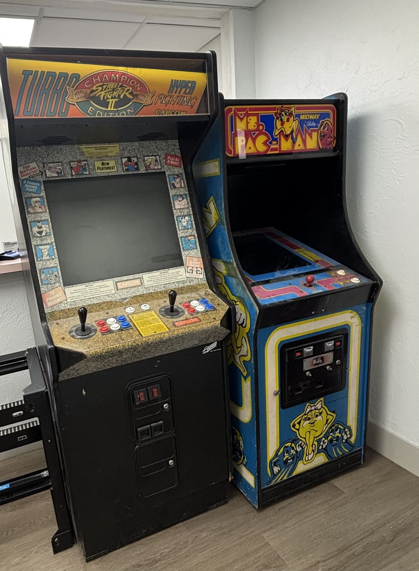 Original Arcade Games Ms.PAC man /Street fighter