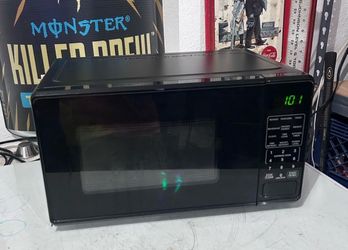 Black Countertop Microwave Oven