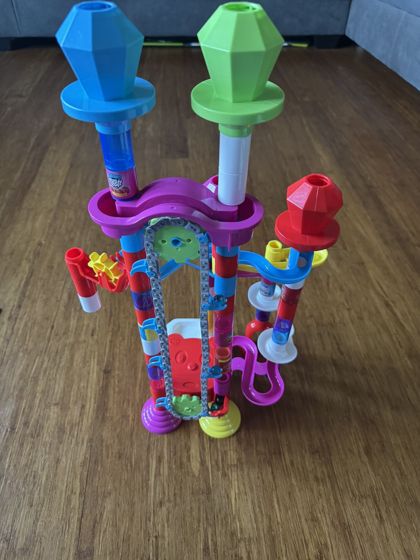 Bazooka marble run