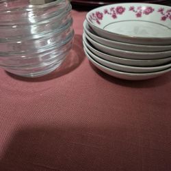 Saucer  BOWls  Tiny. Four  claire AND  6 flowers.