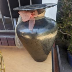 Urn