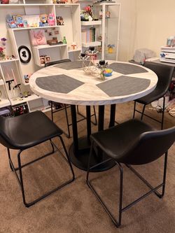 Ashley’s Marble Dining Table