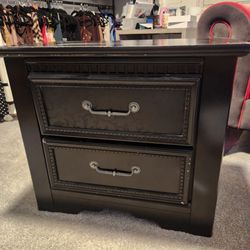 2 DRAWER DRESSER