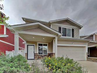 LOVELY SINGLE PROPERTY AVAILABLE NOW!!!