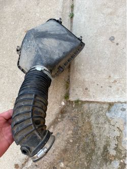 Stock intake box and tube for Jeep JK 3.8L